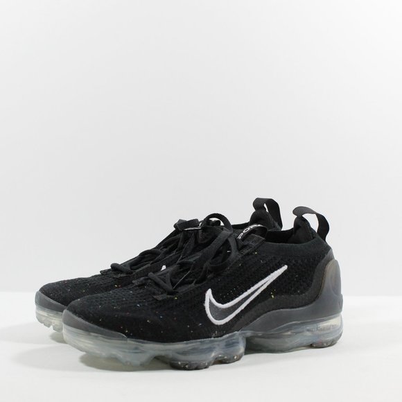 Nike Women's Air VaporMax 2021 Flyknit Running Shoes - Black 7.5M - Picture 1 of 5